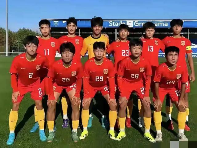 KOK体育官网入口-国家队备战世界杯，球员表现亮眼技术娴熟的简单介绍